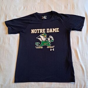 Notre Dame boys size Youth Large navy Under Armour loose heat gear shirt